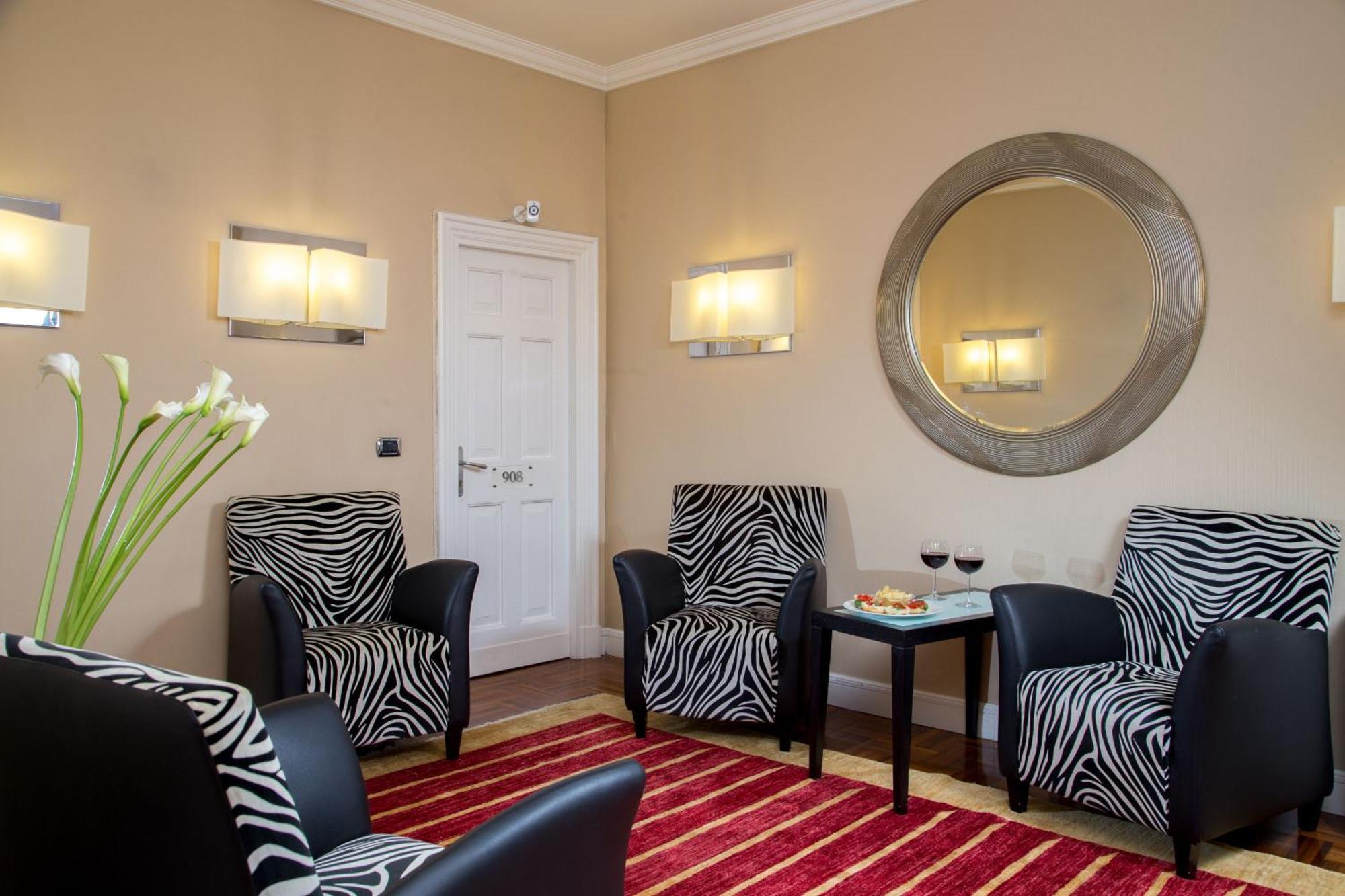 The Inn At The Spanish Steps Рим Екстер'єр фото